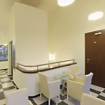 Esmarin Wellness ホテル