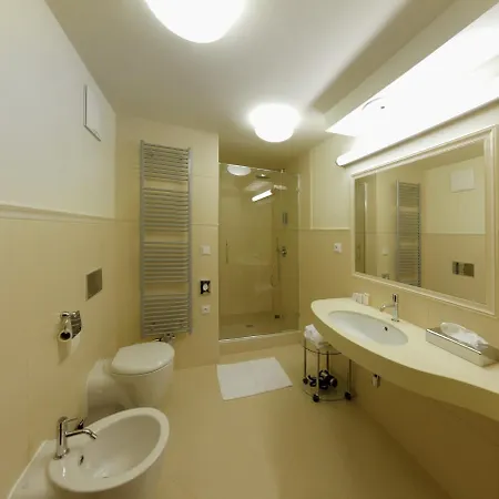 Hotel Esmarin Wellness Mníšek pod Brdy