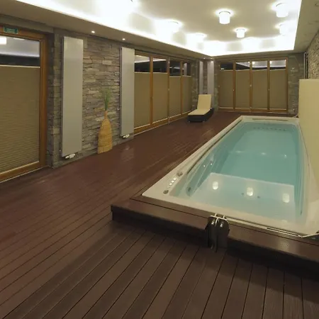Esmarin Wellness Hotel