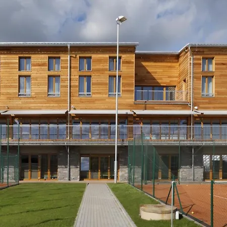 Esmarin Wellness 4*