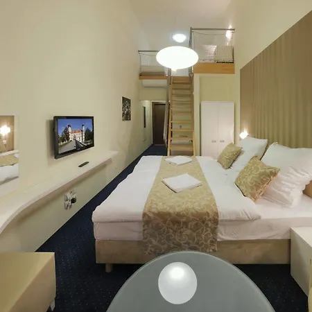 Hotel Esmarin Wellness Mníšek pod Brdy