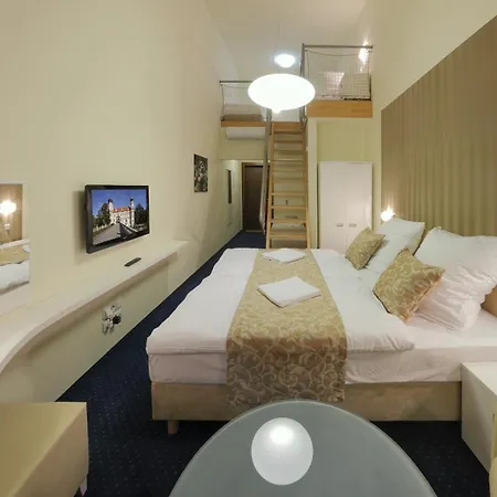 Hotel Esmarin Wellness Mníšek pod Brdy