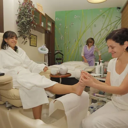 Esmarin Wellness 4* Mníšek pod Brdy