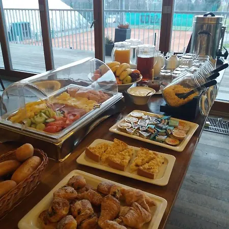 Esmarin Wellness Hotel 4*