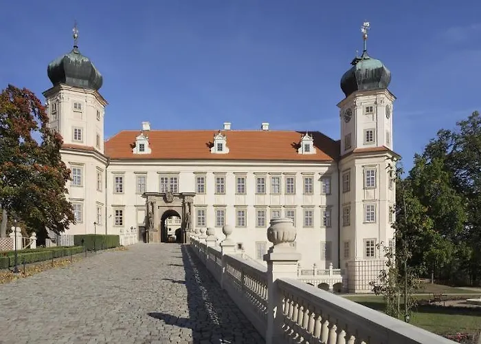 Esmarin Wellness 4* Mníšek pod Brdy