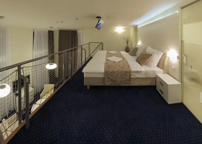 Hotel Esmarin Wellness Mníšek pod Brdy