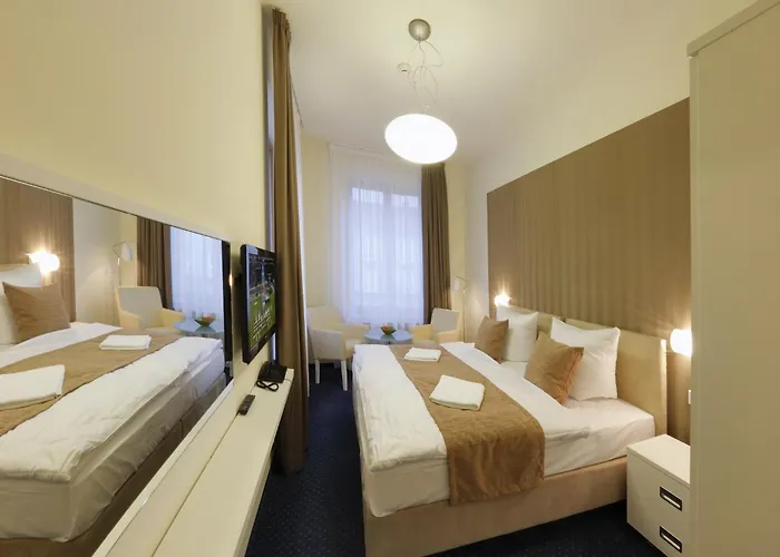 Esmarin Wellness Hotel 4*